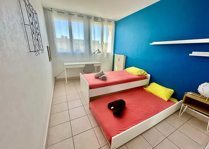 Le Lautagne - Grand Et Bel 6 Personnes * Valence (Drome)